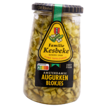 Kesbeke augurkenblokjes, cocktailmix, zilveruitjes, rode ui of piccalilly